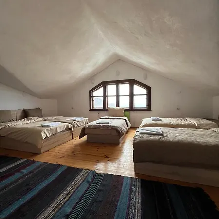 чемерникъ Casa de hóspedes *